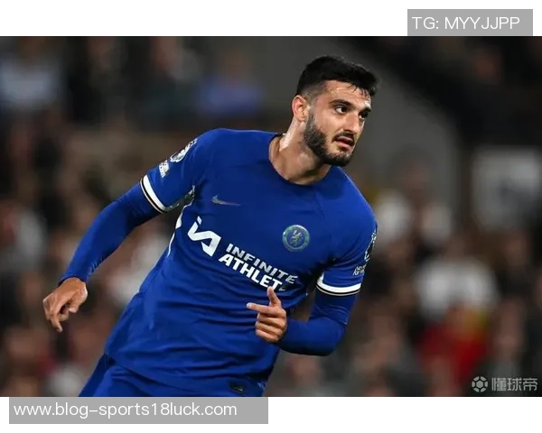 天空消息伯恩利盯上西汉姆中场普劳斯作为库伦替代人选